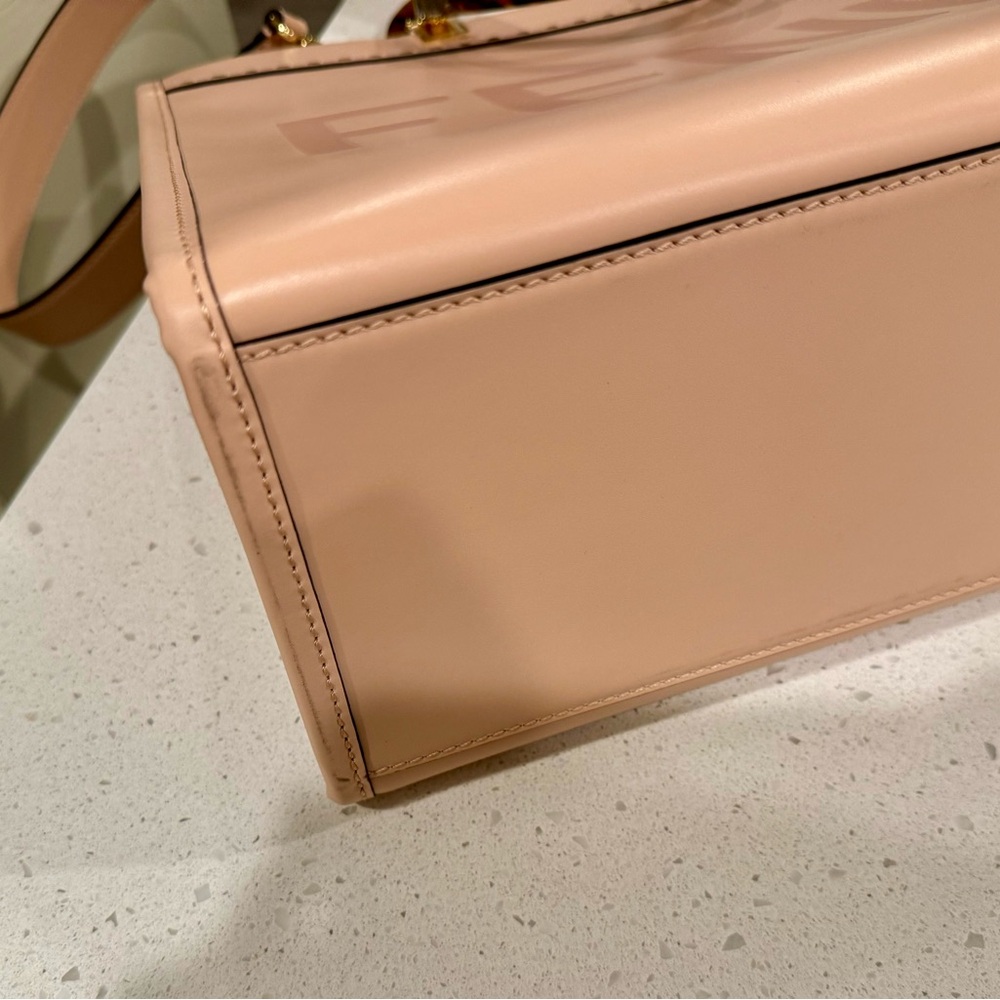 Fendi Pink Tote Bag with Tortoiseshell Effect Handles - Picture 11 of 14